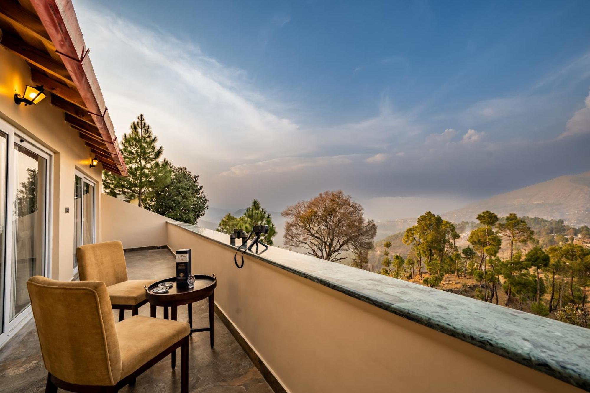 Little Frida- The Dak Bungalows Mukteshwar Exterior foto